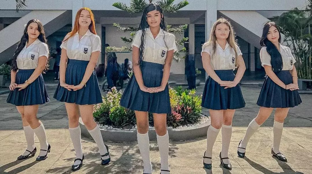 MINISTÉRIO PÚBLICO DETERMINA FIM DA OBRIGATORIEDADE DE SAIA NO COLÉGIO PAES DE CARVALHO