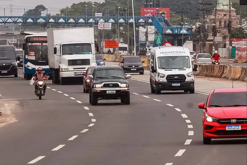 ATÉ DIA 14 DE JULHO  HÁ DESCONTOS DO IPVA PARA VEÍCULOS COM FINAL DE PLACAS 48 A 68